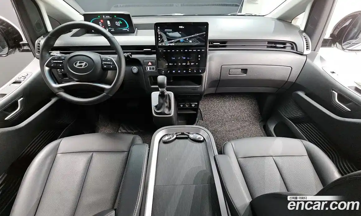 Hyundai Staria 2025 1.6 Автомат в Москве № 328006, фото 9