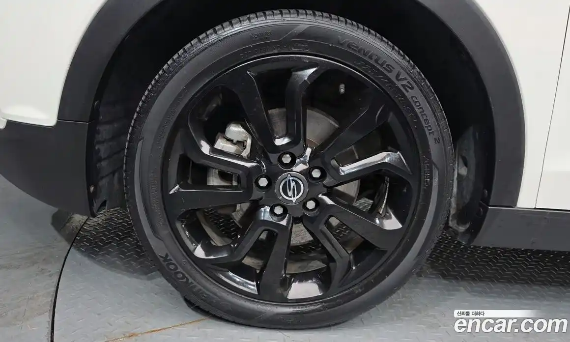 SsangYong TIBOLI 2015 1.6 Автомат в Москве № 34758, фото 6