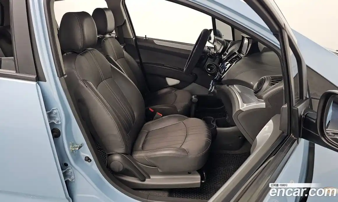 Chevrolet Spark 2014 1.0 Автомат в Москве № 39061, фото 10