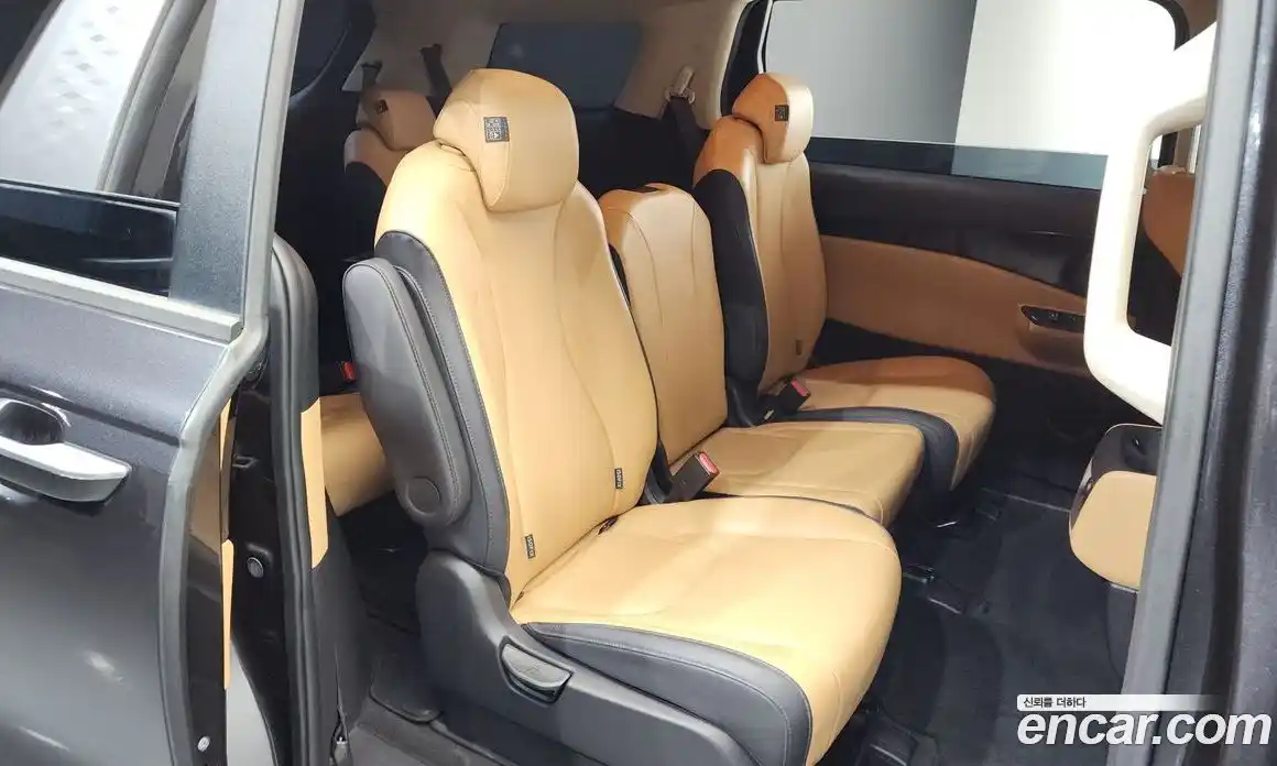 Kia Canival 2023 2.2 Автомат в Москве № 403364, фото 12