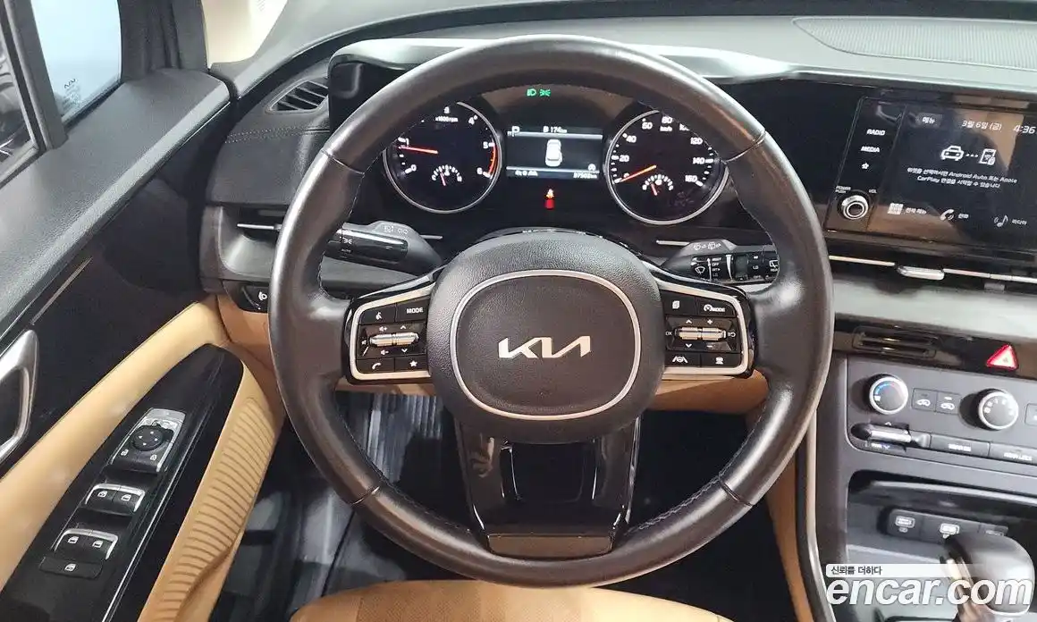 Kia Canival 2023 2.2 Автомат в Москве № 403364, фото 13