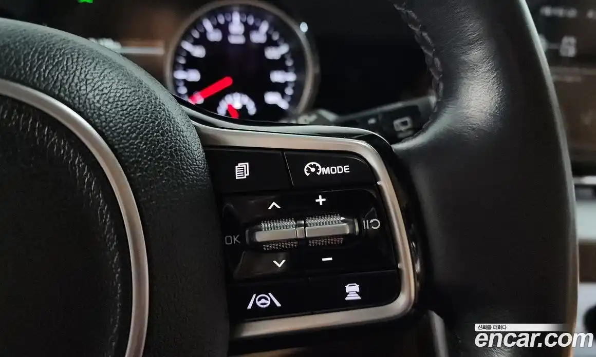 Kia Canival 2023 2.2 Автомат в Москве № 403364, фото 14