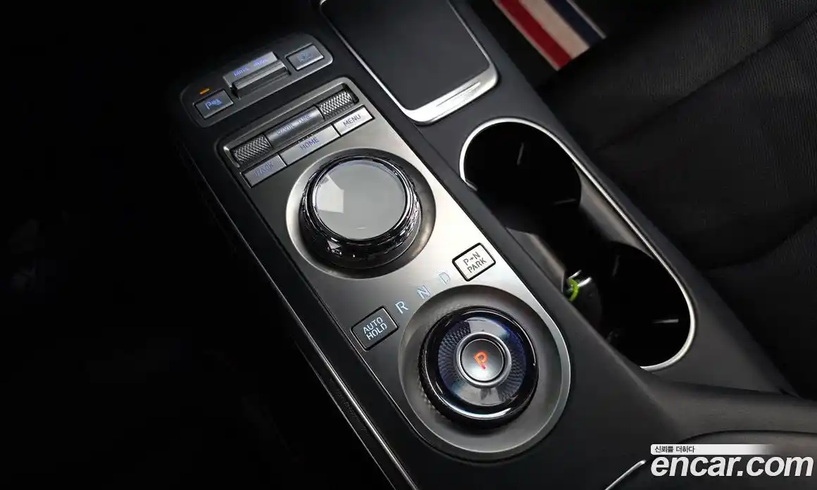 Genesis GV70 2021 2.5 Автомат в Москве № 405274, фото 9