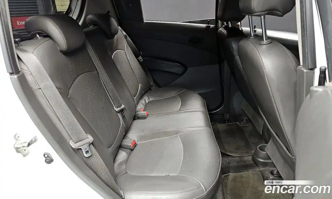 Chevrolet Spark 2014 1.0 Автомат в Москве № 40972, фото 14