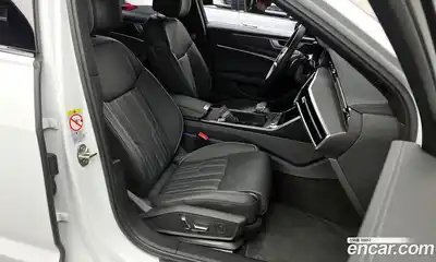 Audi A6 2025 2.0 Автомат в Москве № 428702, миниатюра 11