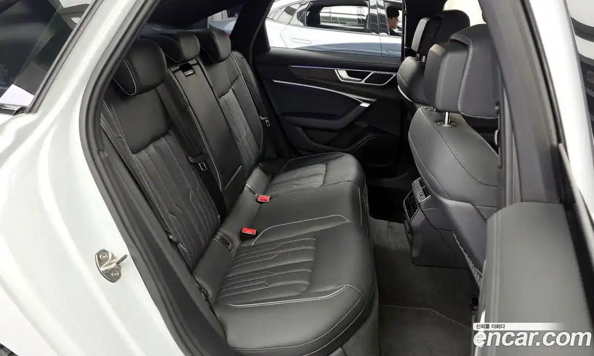 Audi A6 2025 2.0 Автомат в Москве № 428702, фото 12