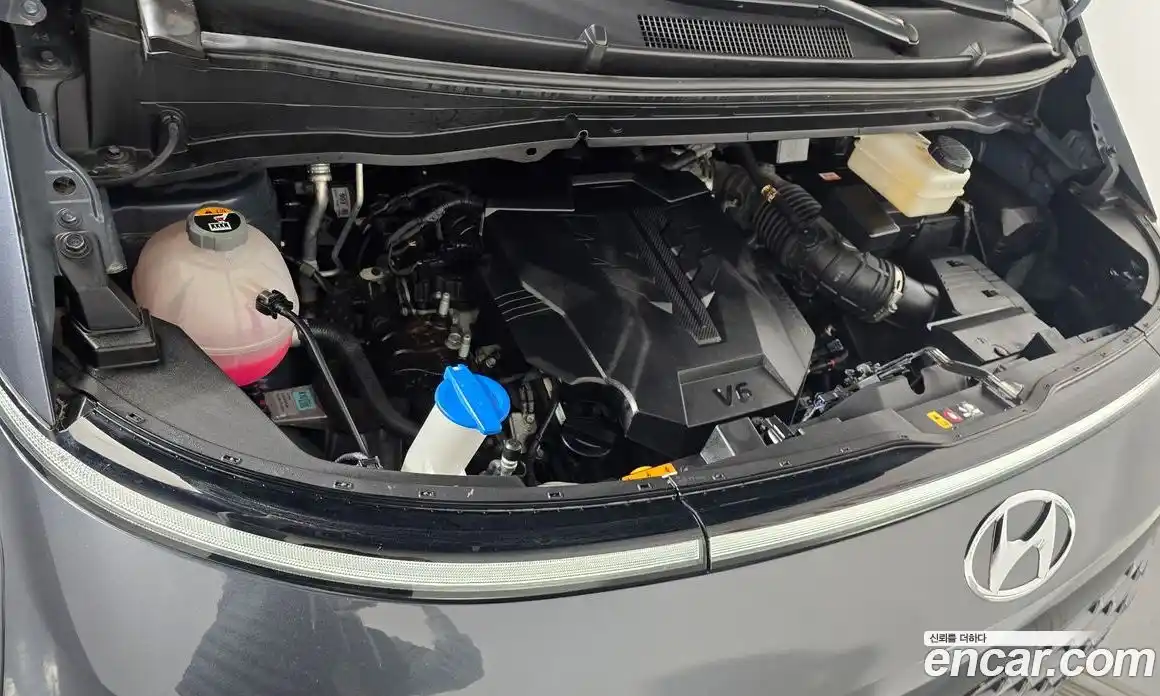 Hyundai Staria 2022 3.5 Автомат в Москве № 43554, фото 11