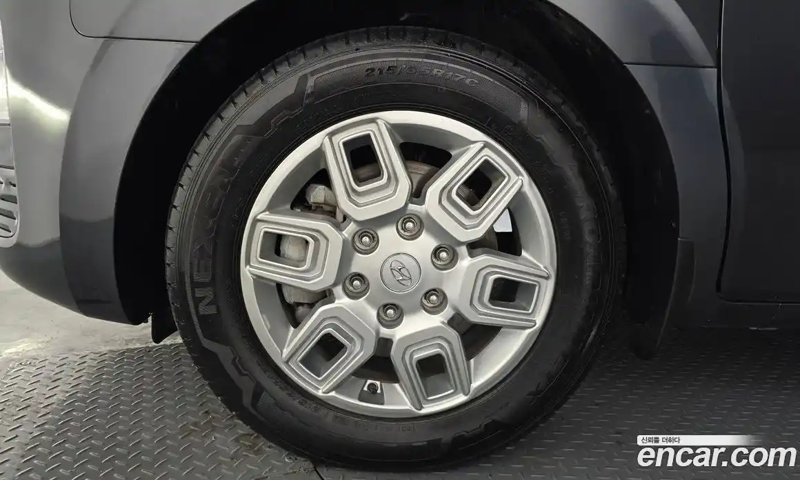 Hyundai Staria 2022 3.5 Автомат в Москве № 43554, фото 12