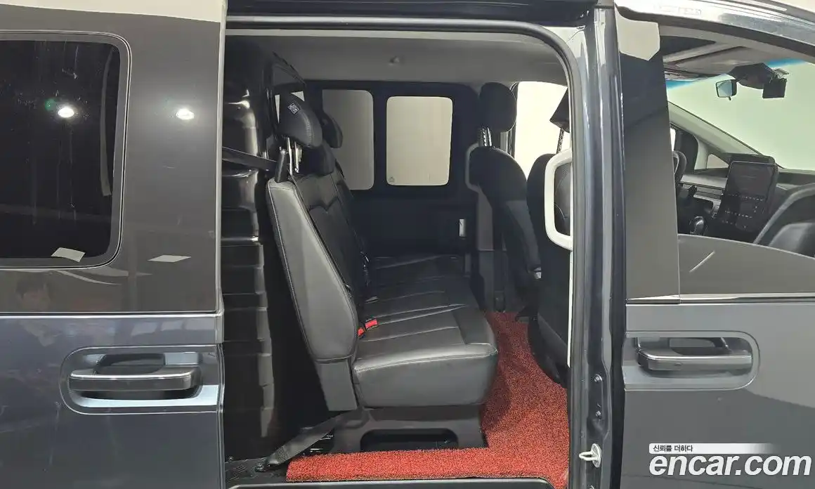 Hyundai Staria 2022 3.5 Автомат в Москве № 43554, фото 15