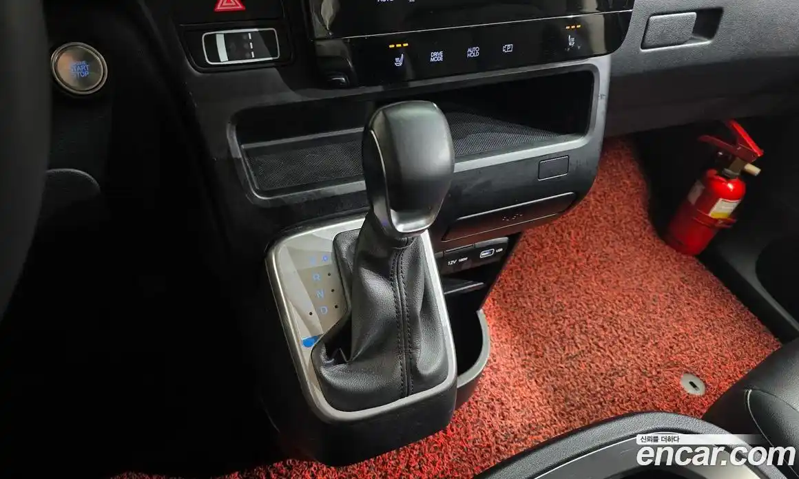 Hyundai Staria 2022 3.5 Автомат в Москве № 43554, фото 10