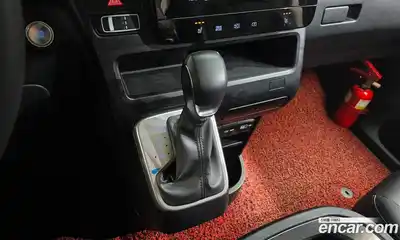 Hyundai Staria 2022 3.5 Автомат в Москве № 43554, миниатюра 10