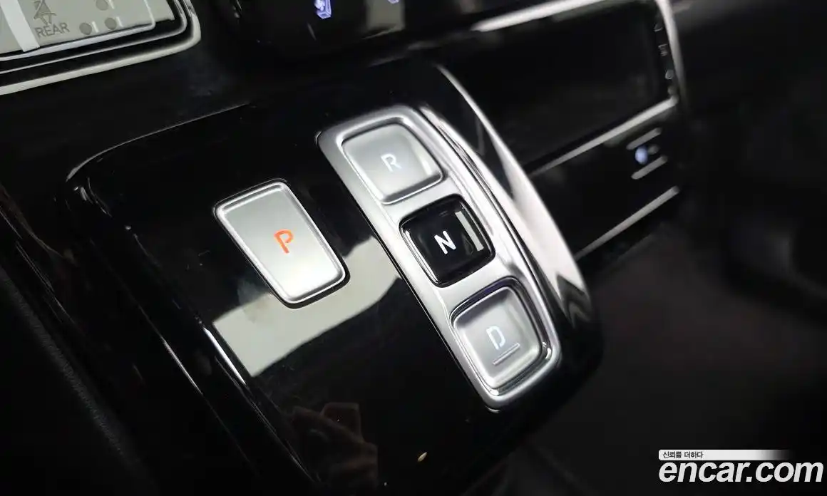 Hyundai Staria 2025 1.6 Автомат в Москве № 449675, фото 8