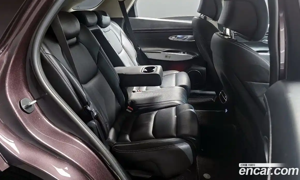 Genesis GV70 2021 2.5 Автомат в Москве № 453158, фото 12