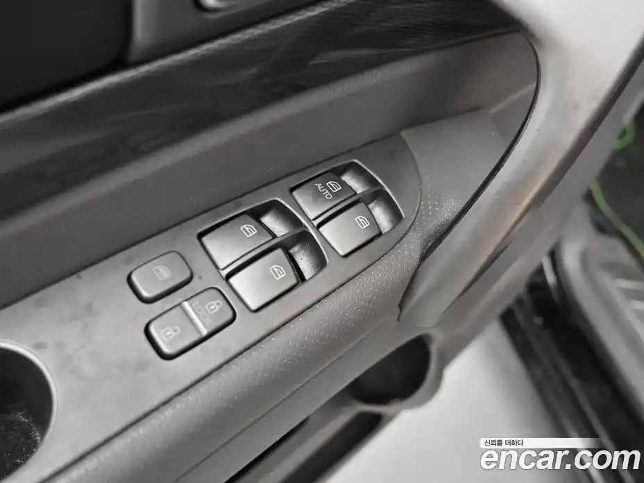 SsangYong Korando 2015 2.0 Автомат в Москве № 454570, фото 17