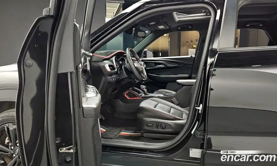 Chevrolet TrailBlazer 2022 1.3 Автомат в Москве № 454860, фото 10