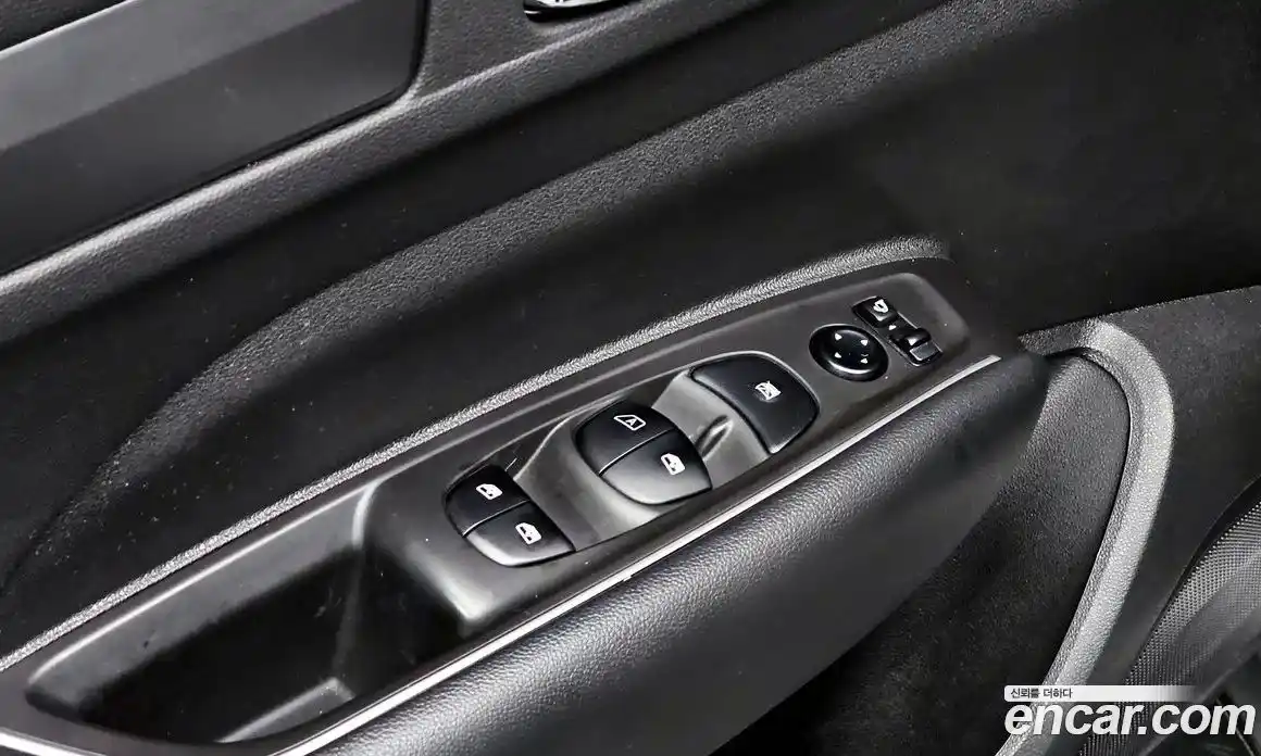 Renault QM6 2019 2.0 Автомат в Москве № 455909, фото 19