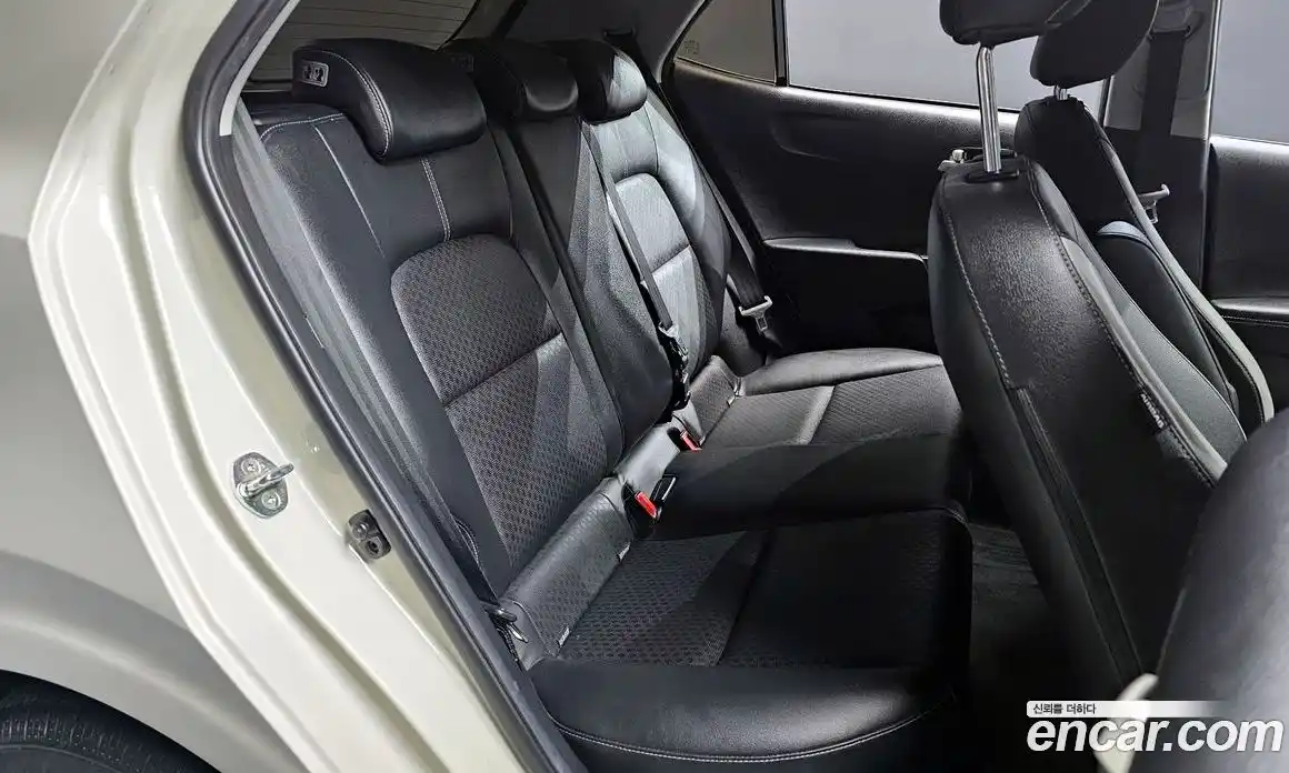 Kia Morning 2018 1.0 Автомат в Москве № 460650, фото 12