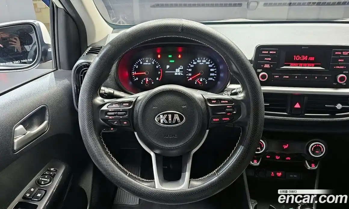 Kia Morning 2018 1.0 Автомат в Москве № 460650, фото 14