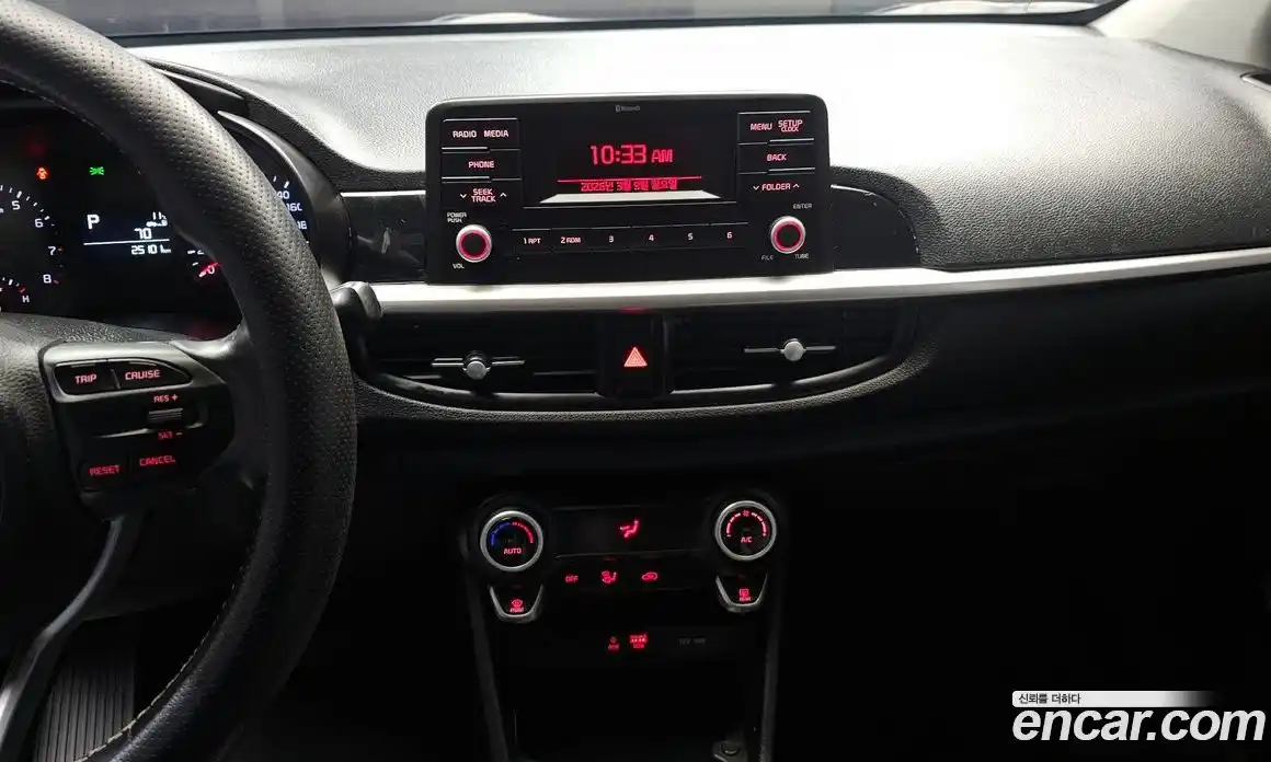 Kia Morning 2018 1.0 Автомат в Москве № 460650, фото 15