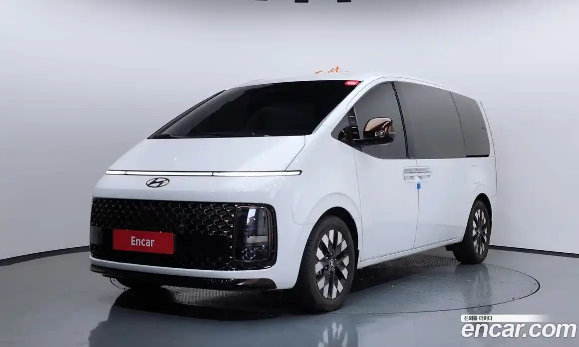 Hyundai Staria 2022 2.2 Автомат в Москве № 46763, фото 13