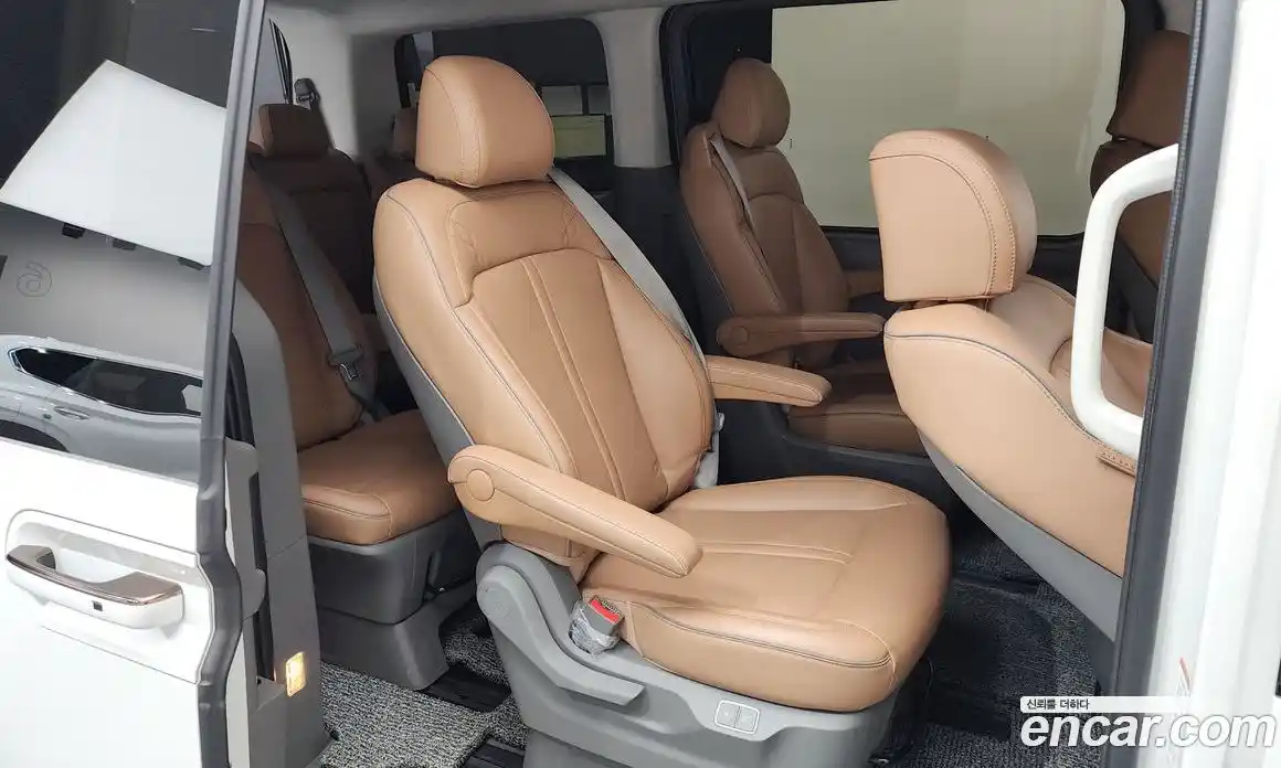 Hyundai Staria 2022 2.2 Автомат в Москве № 46763, фото 15