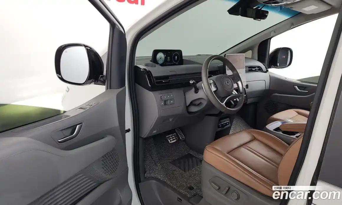 Hyundai Staria 2022 2.2 Автомат в Москве № 46763, фото 18