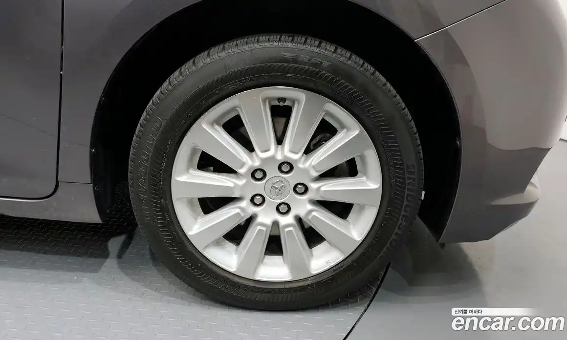 Toyota Sienna 2015 3.5 Автомат в Москве № 473051, фото 5