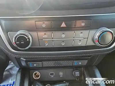 SsangYong Rexton 2018 2.2 Автомат в Москве № 491392, миниатюра 9