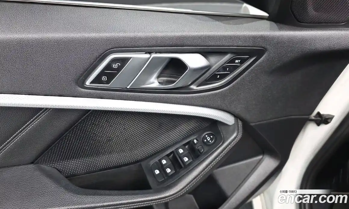 BMW 1-Series 2021 2.0 Автомат в Москве № 492238, фото 16