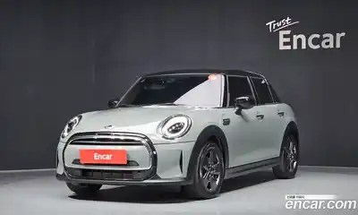 Mini Cooper, 2023