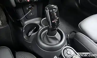 Mini Cooper 2023 1.5 Автомат в Москве № 492491, миниатюра 9