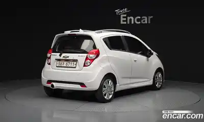 Chevrolet Spark 2015 1.0 Автомат в Москве № 492781, миниатюра 2
