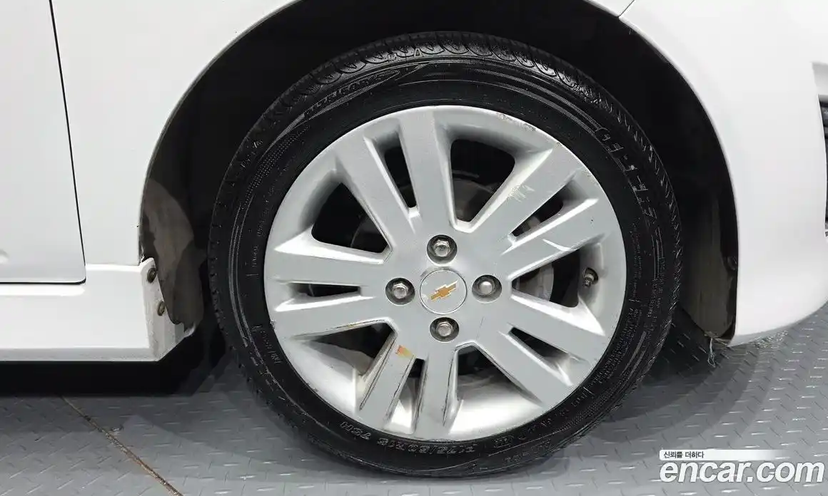 Chevrolet Spark 2015 1.0 Автомат в Москве № 492781, фото 5