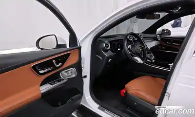 Mercedes-Benz GLC-Class 2025 2.0 Автомат в Москве № 493955, миниатюра 10