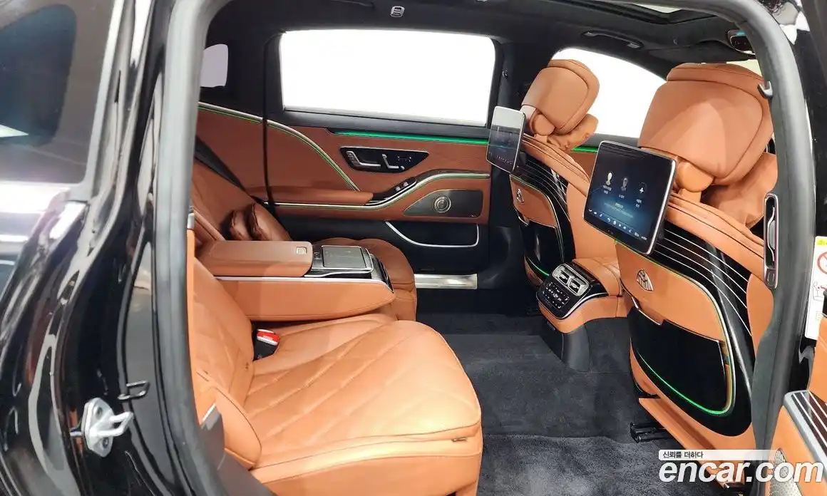 Mercedes-Benz S-Class 2023 4.0 Автомат в Москве № 495729, фото 12