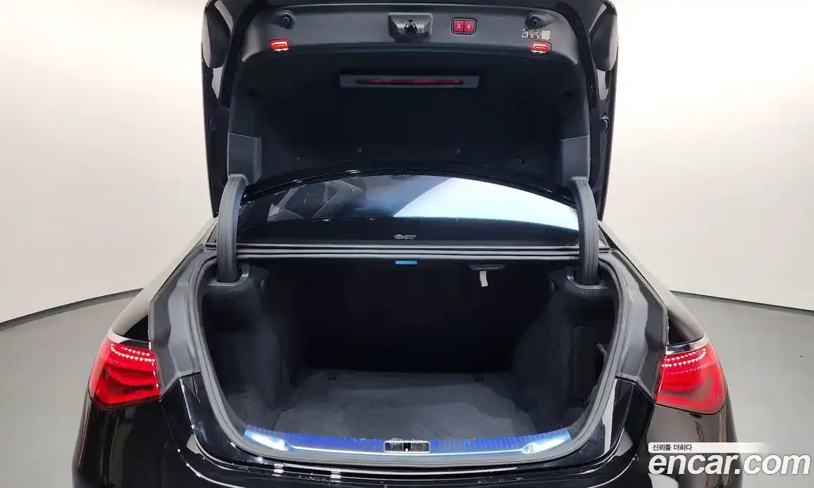 Mercedes-Benz S-Class 2023 4.0 Автомат в Москве № 495729, фото 20