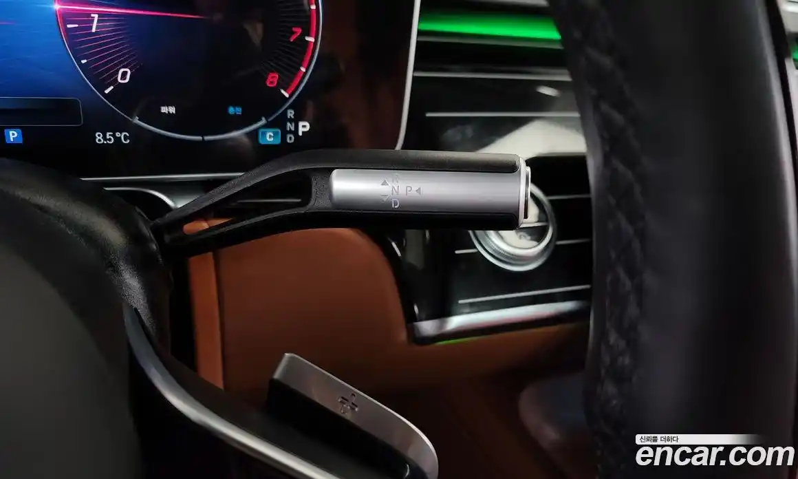 Mercedes-Benz S-Class 2023 4.0 Автомат в Москве № 495729, фото 9