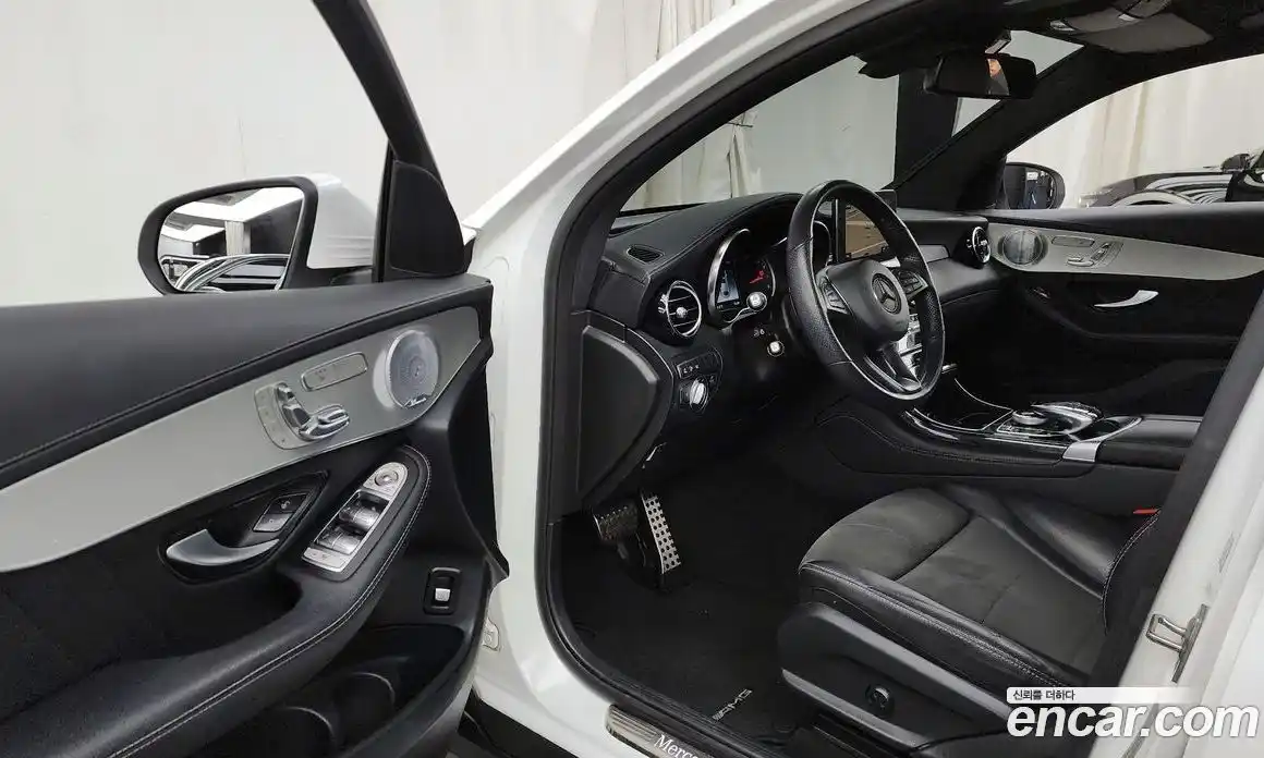 Mercedes-Benz GLC-Class 2019 2.0 Автомат в Москве № 495834, фото 10