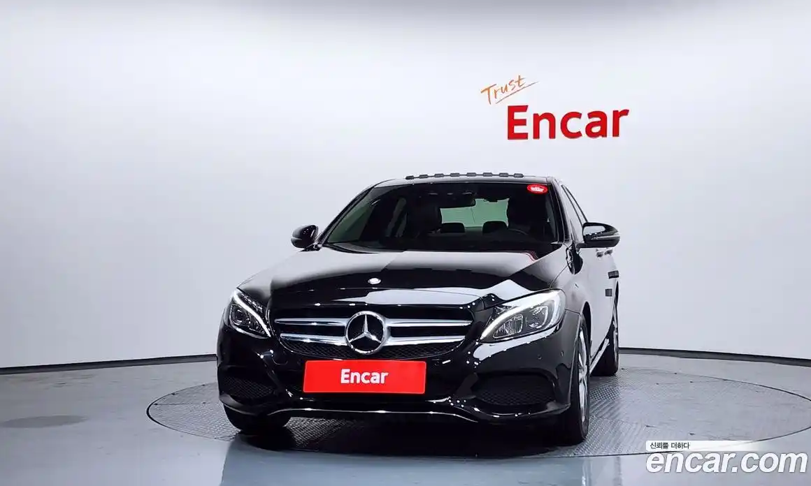 Mercedes-Benz C-Class 2017 2.0 Автомат в Москве № 495859, фото 3