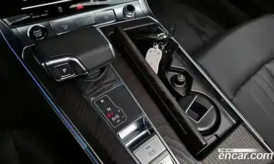 Audi A6 2023 2.0 Автомат в Москве № 496106, миниатюра 9