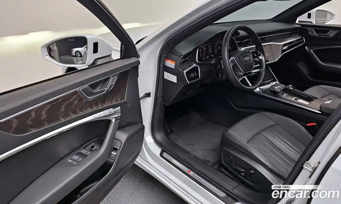 Audi A6 2023 2.0 Автомат в Москве № 496106, фото 10