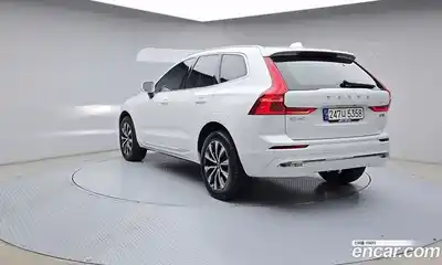 Volvo XC60 2023 2.0 Автомат в Москве № 497908, миниатюра 4