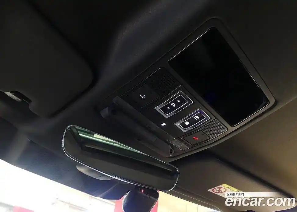 Land Rover Defender 2023 3.0 Автомат в Москве № 498673, фото 19