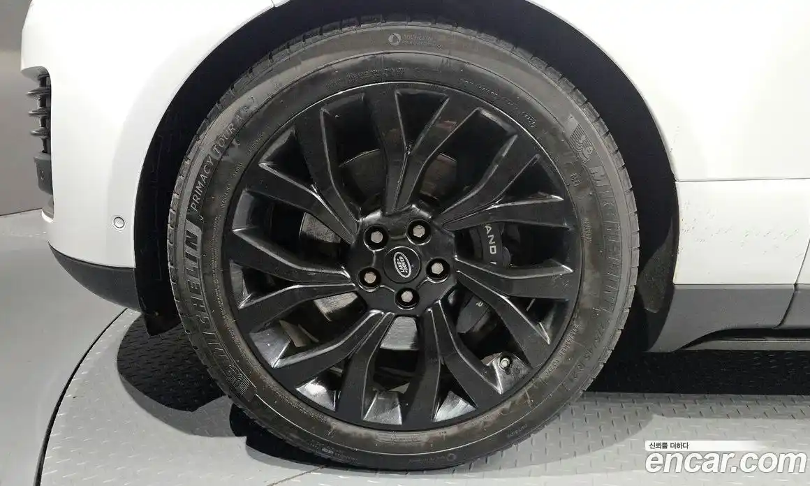 Land Rover Range-Rover 2021 3.0 Автомат в Москве № 499020, фото 5