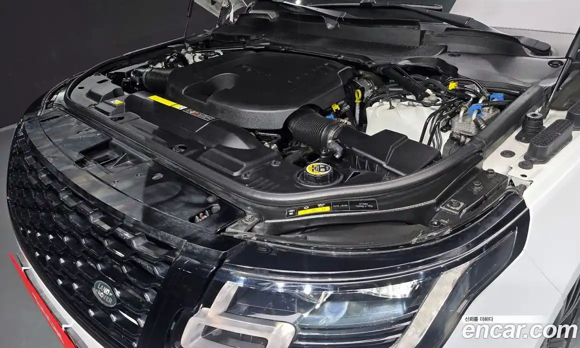 Land Rover Range-Rover 2021 3.0 Автомат в Москве № 499020, фото 6