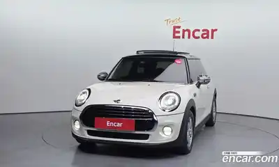 Mini Cooper 2016 1.5 Автомат в Москве № 499333, миниатюра 3