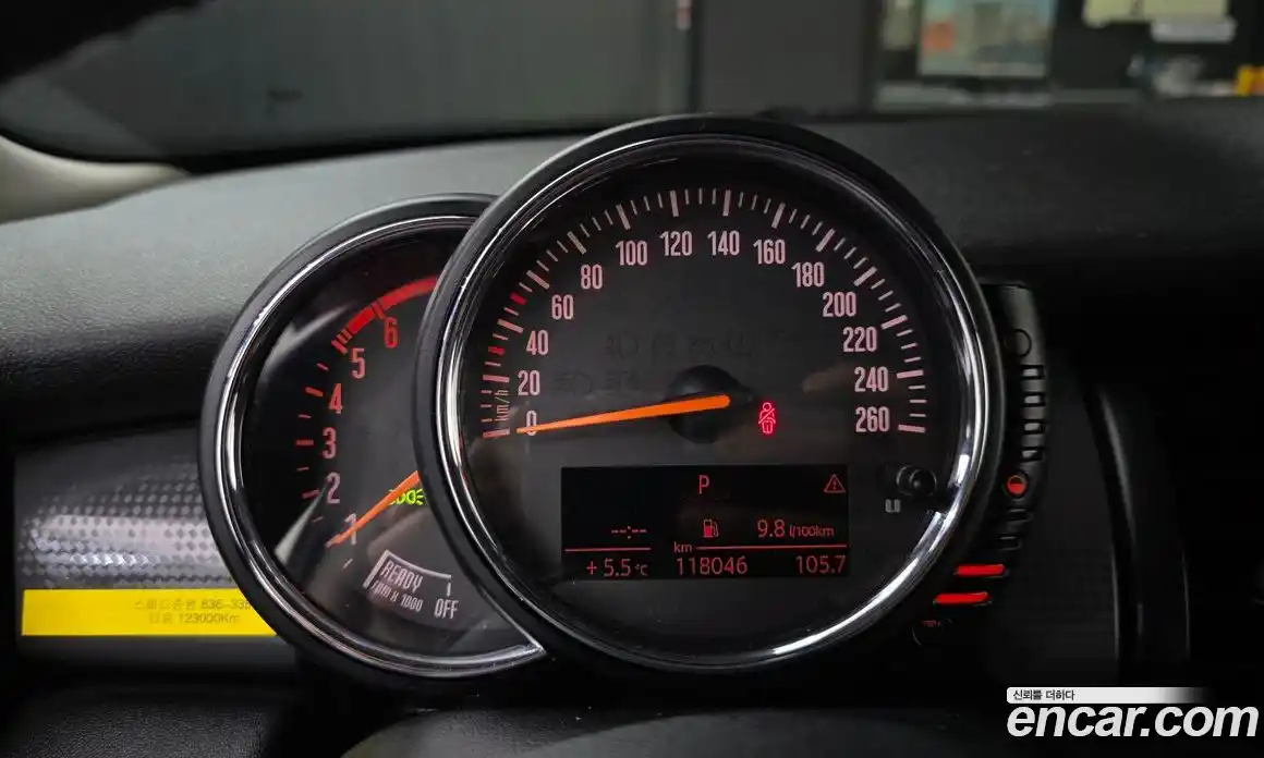 Mini Cooper 2016 1.5 Автомат в Москве № 499333, фото 8