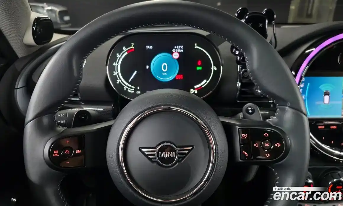 Mini Clubman 2023 2.0 Автомат в Москве № 499371, фото 16