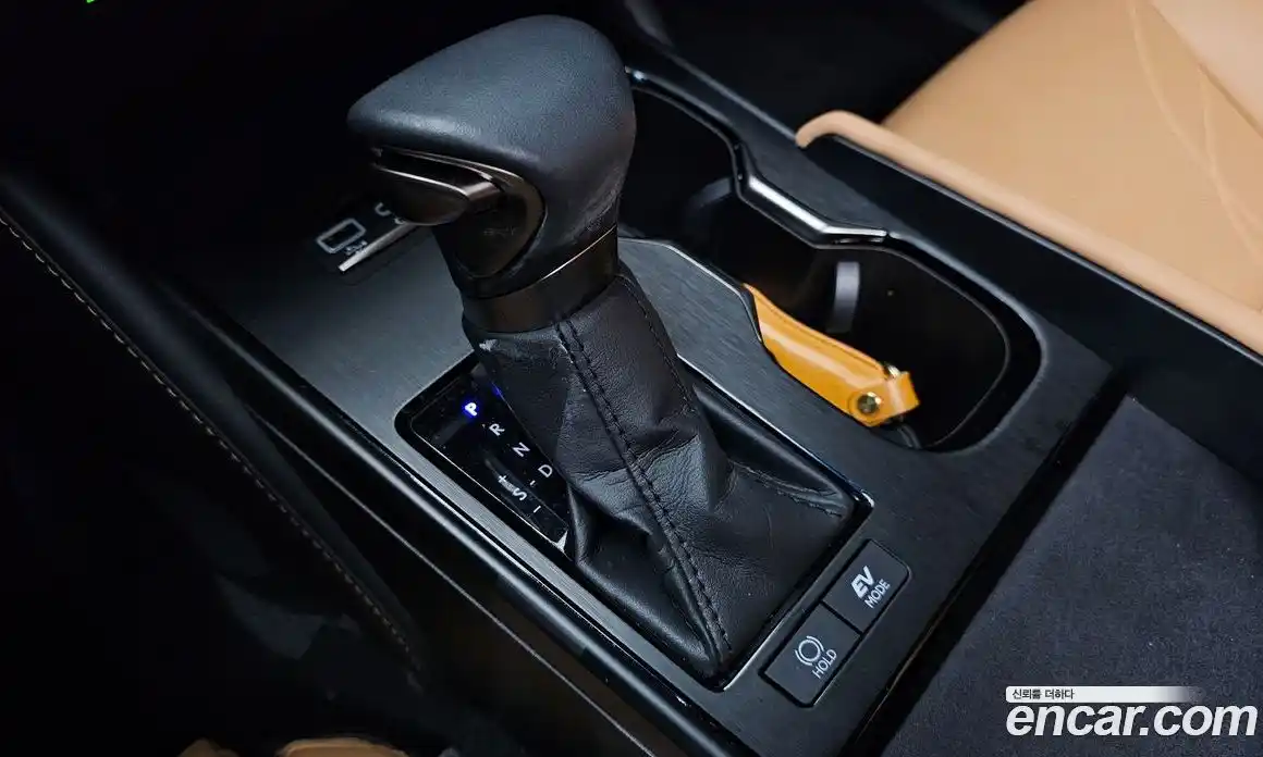 Lexus ES 2024 2.5 Автомат в Москве № 499578, фото 9