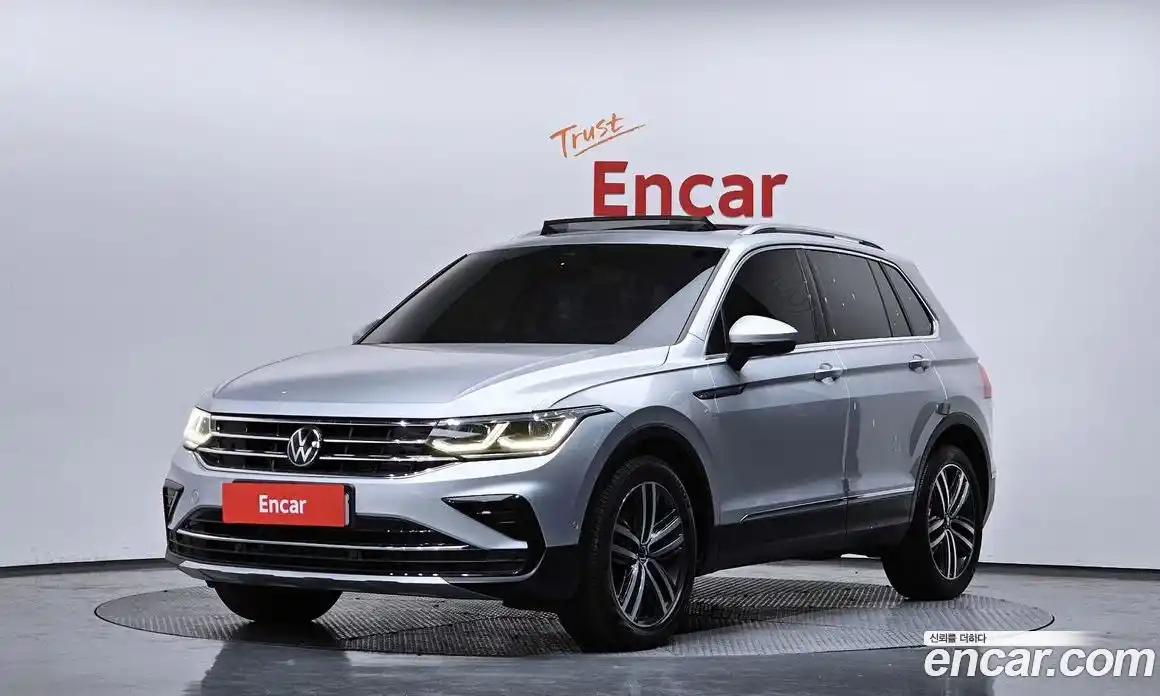 Volkswagen Tiguan 2023 2.0 Автомат в Москве № 499907, фото 1